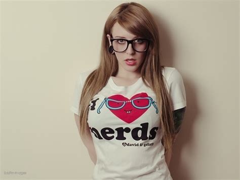 nerd xnxx|hot.